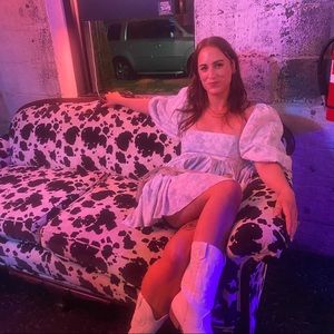 Meet your Posher, Katelyn